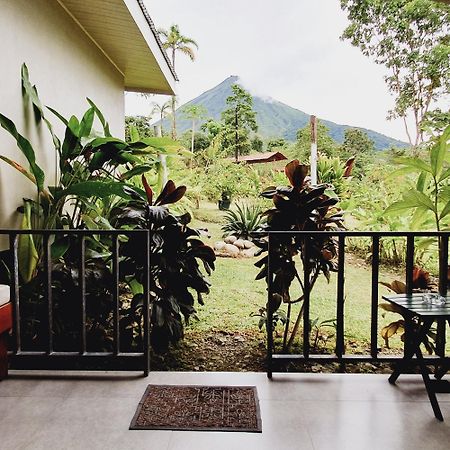 Yellow Tree Suites La Fortuna 外观 照片