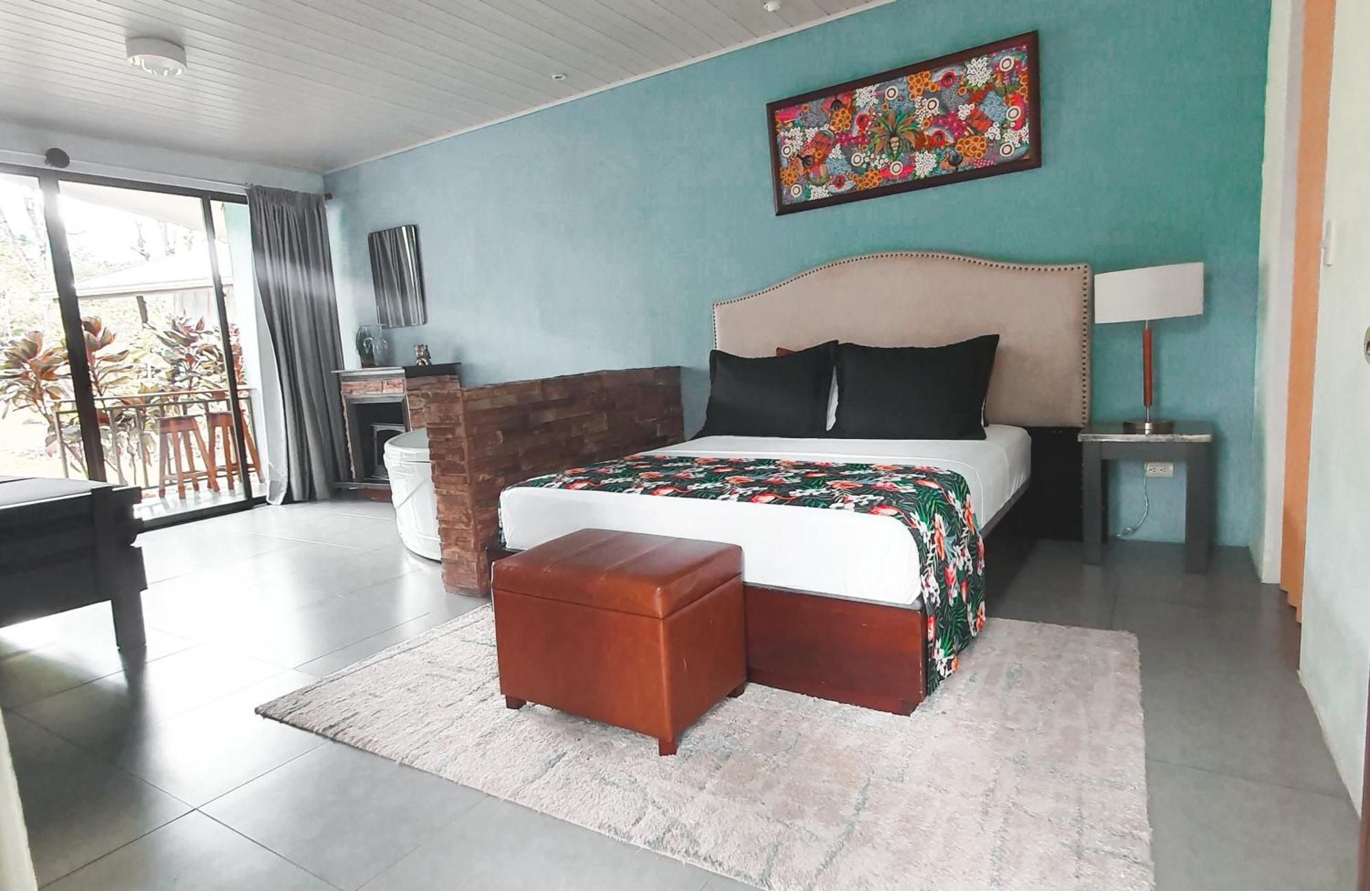 Yellow Tree Suites La Fortuna 外观 照片