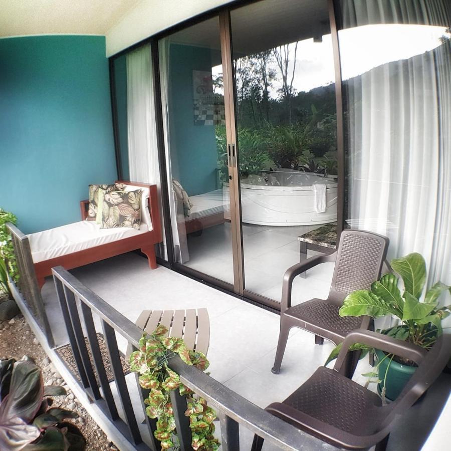Yellow Tree Suites La Fortuna 外观 照片