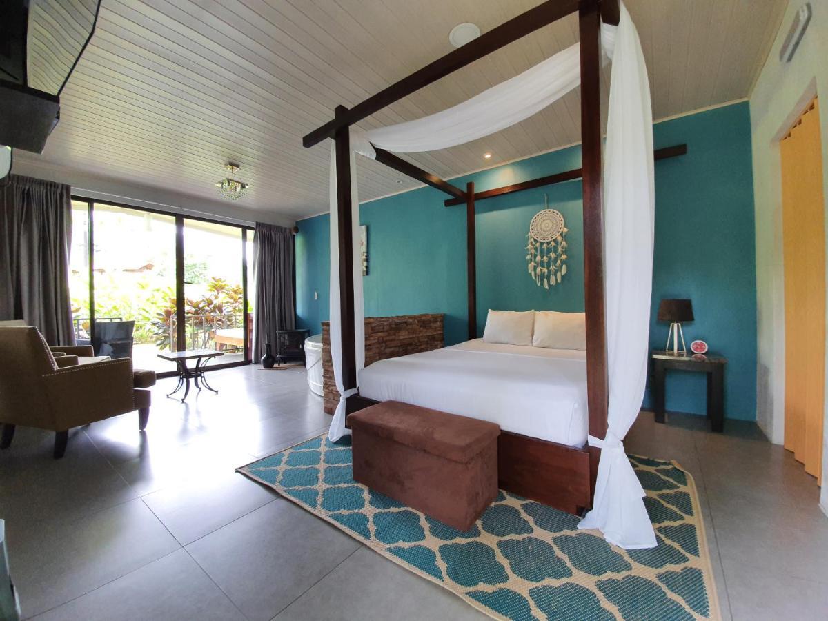 Yellow Tree Suites La Fortuna 外观 照片